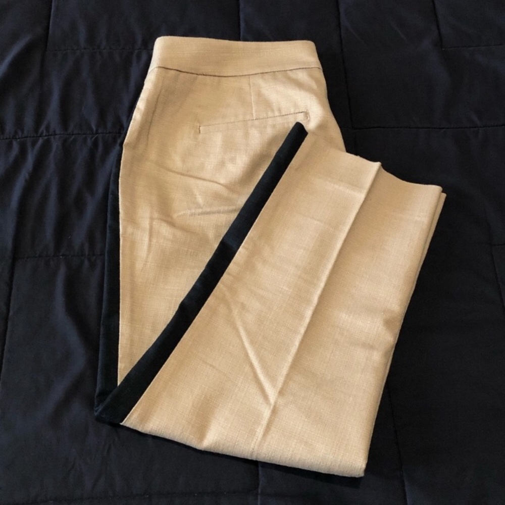 Loft | COTTON Capri Pants - Picture 2 of 5